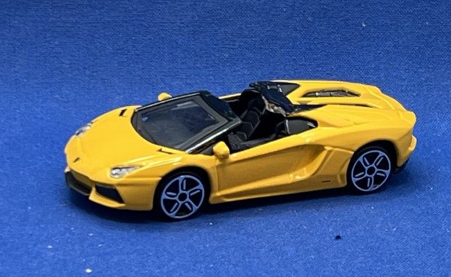 Lamborghini Aventador LP700-4 Roadster