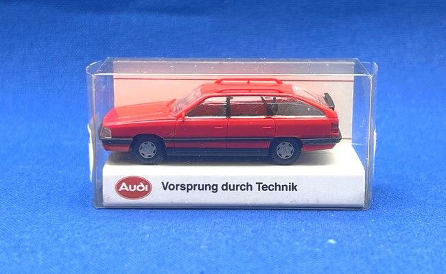 Audi 200 Avant Turbo quattro (Rojo)