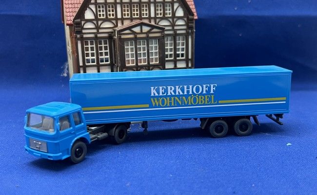 MAN met trailer