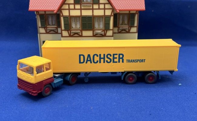 Ford Transcontinental met trailer
