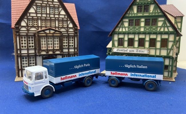 Büssing LU7 met aanhangwagen