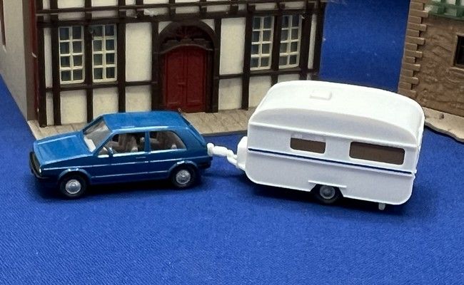 Volkswagen Golf met caravan