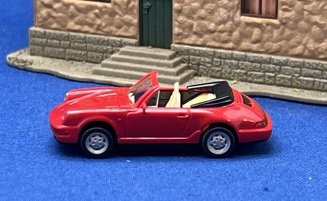 Porsche Carrera 4