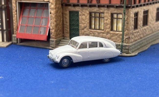 Tatra  87