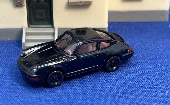 Porsche Carrera 4