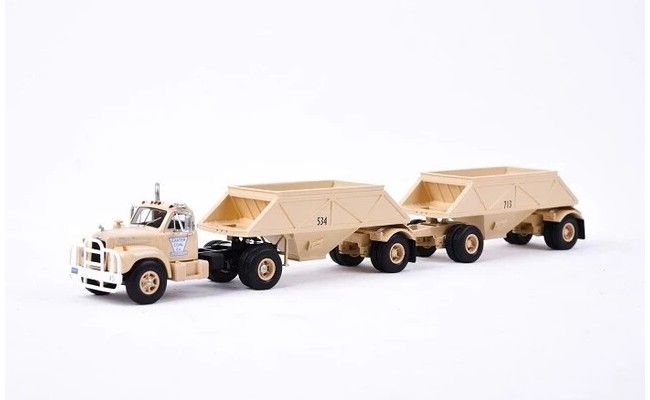 Mack B-61T + Trailer