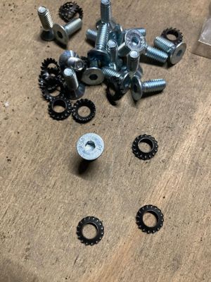door hinge dyane