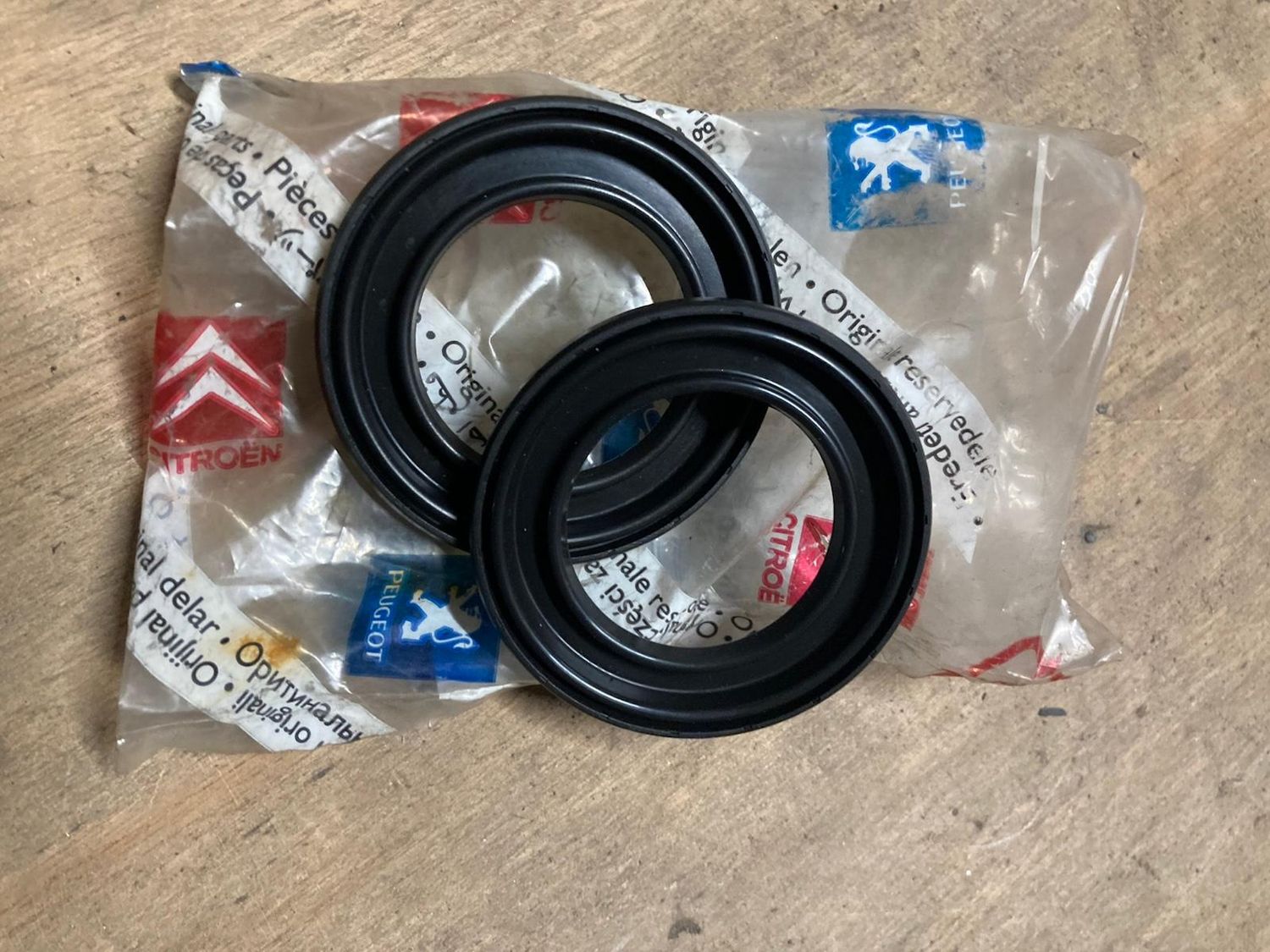 95492959 Front pump plunger seal Citroen Visa / C15