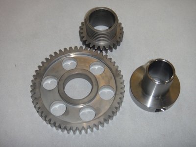 Adjustable straight cut camshaft gear 2CV