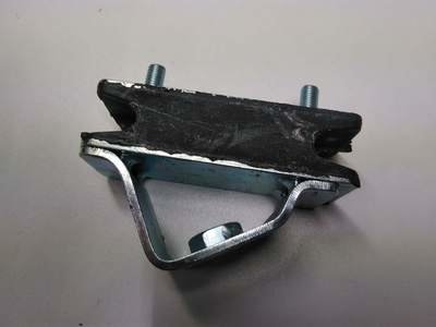 Engine mount  2CV