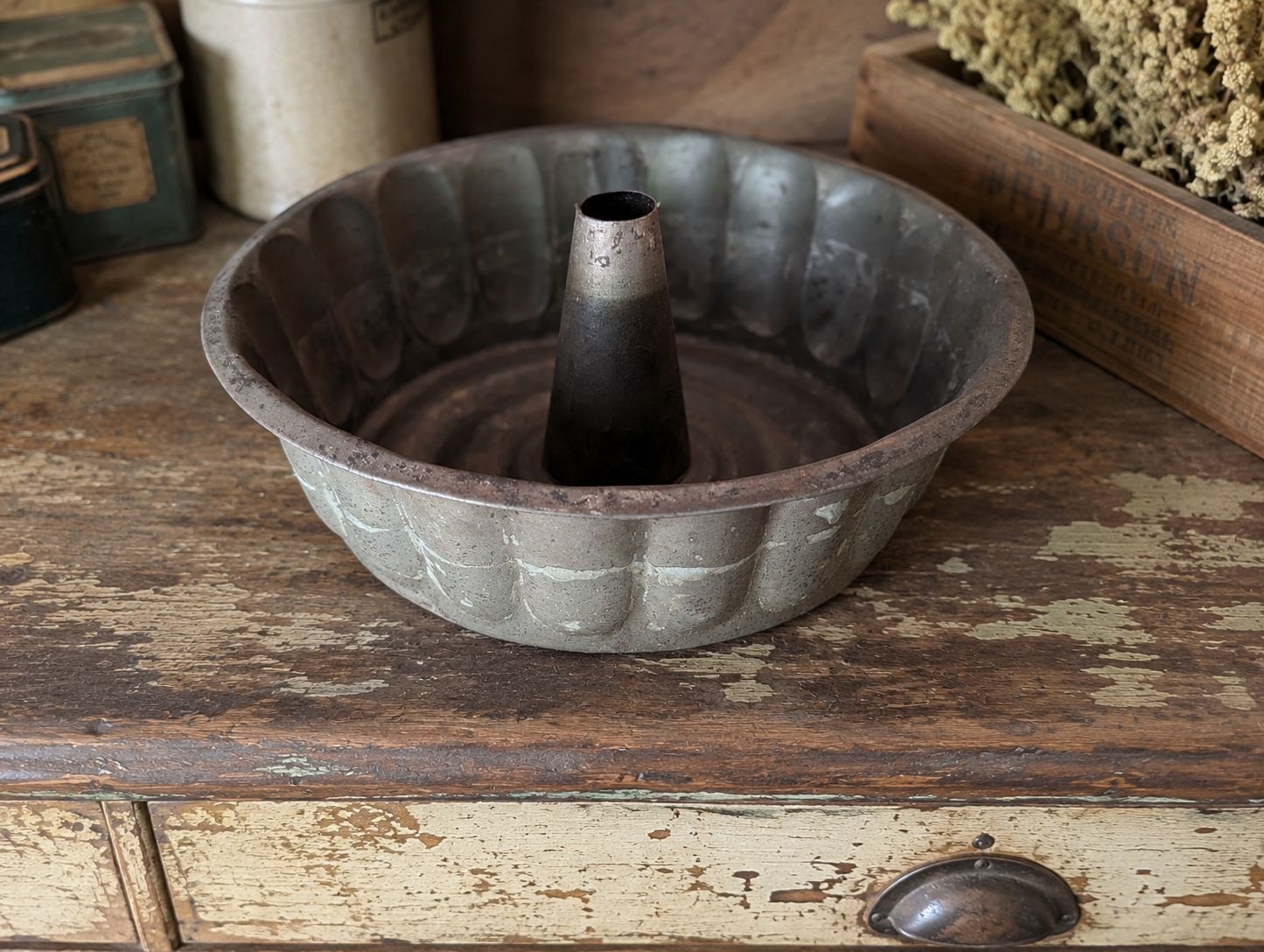 Vintage Angel food/pound cake pan