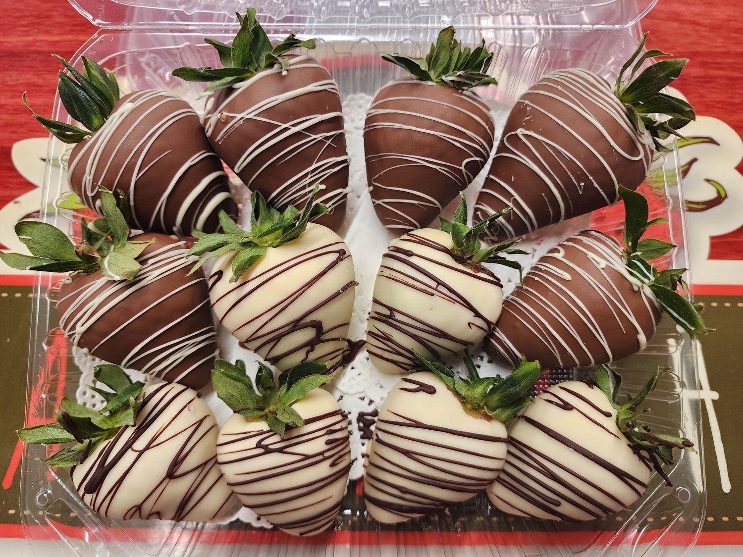 OSIDE- MIXED 6-MILK, 6-WHITE CHOCOLATE DIPPED STRAWBERRIES   ***This order requires you to pick up at The Oceanside Strawberry Shack.***