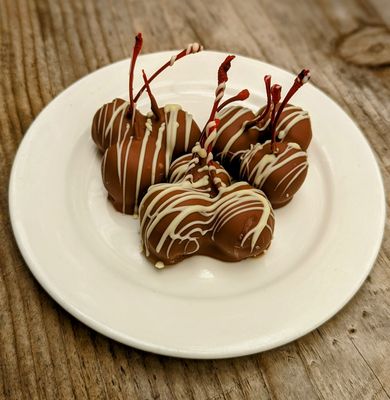 OSIDE MILK CHOCOLATE DIPPED &quot;Maraschino” CHERRIES - $5.50  ***This order requires you to pick up at The Oceanside Strawberry Shack.***On Feb. 14th, 2025 VALENTINE&#39;S DAY!