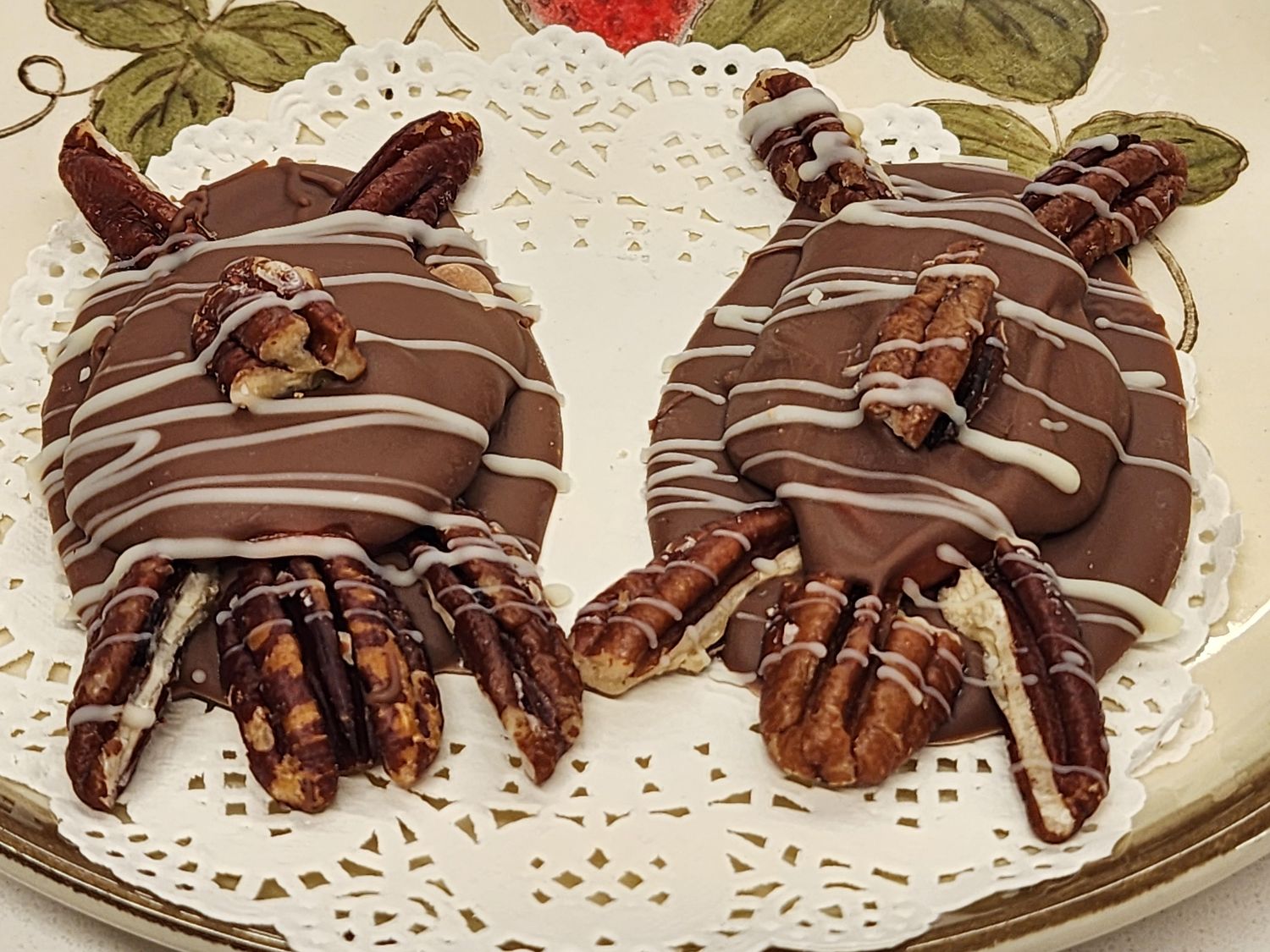 CBAD MILK CHOCOLATE STRAWBERRY CARAMEL TURTLES HOMEMADE - 2 for $5.50 ***This order requires you to pick up at The Carlsbad Strawberry Shack.***On Feb. 14th, 2025 VALENTINE&#39;S DAY!