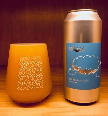 Finback Brewery Rolling In Clouds Hazy IPA Finback Brewery Rolling In Clouds Hazy IPA