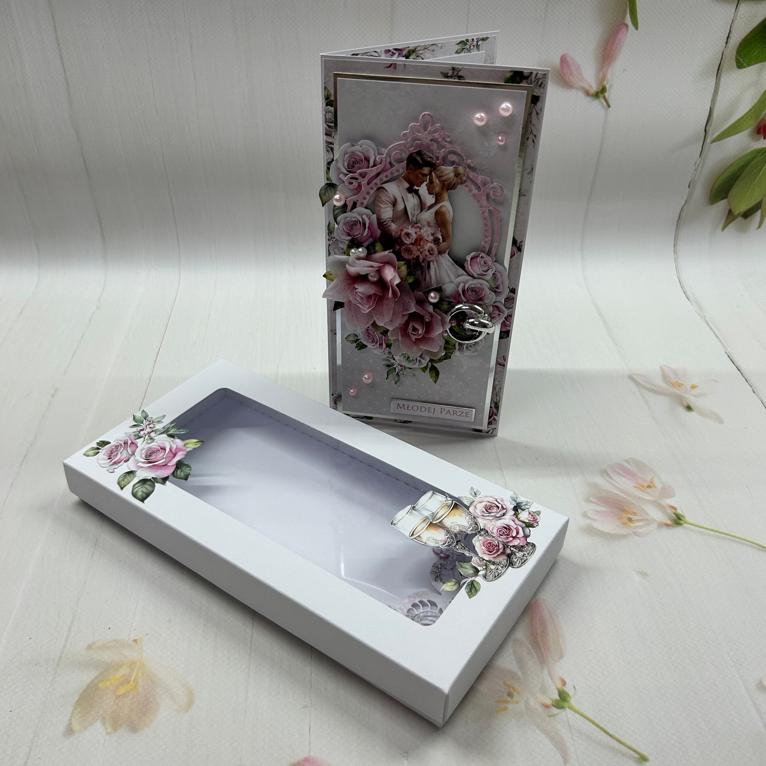 Kartka Ślubna DL w Eleganckim Pudełku – Wyjątkowa Pamiątka dla Pary Młodej