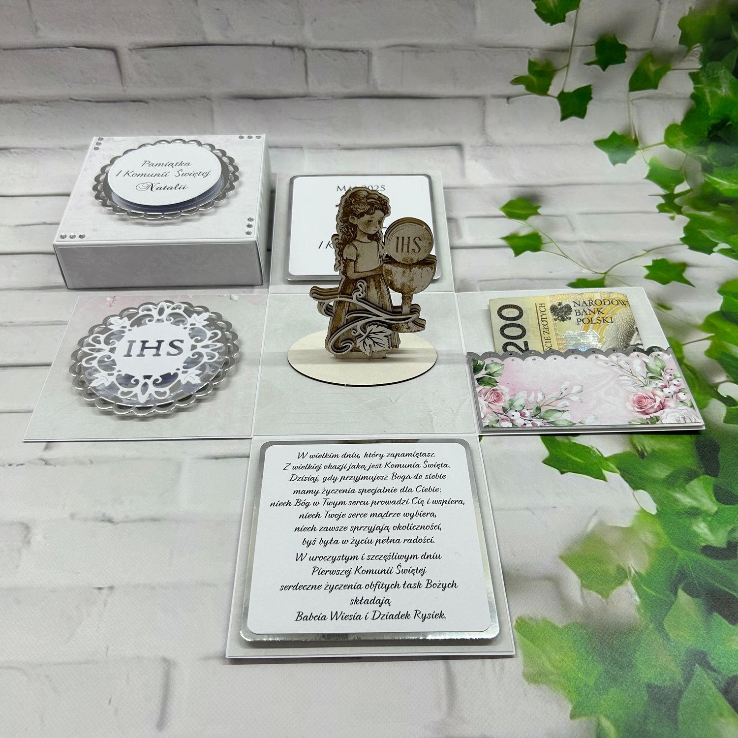 Exploding box komunijny z kielichem dla dziewczynki – personalizowana pamiątka
