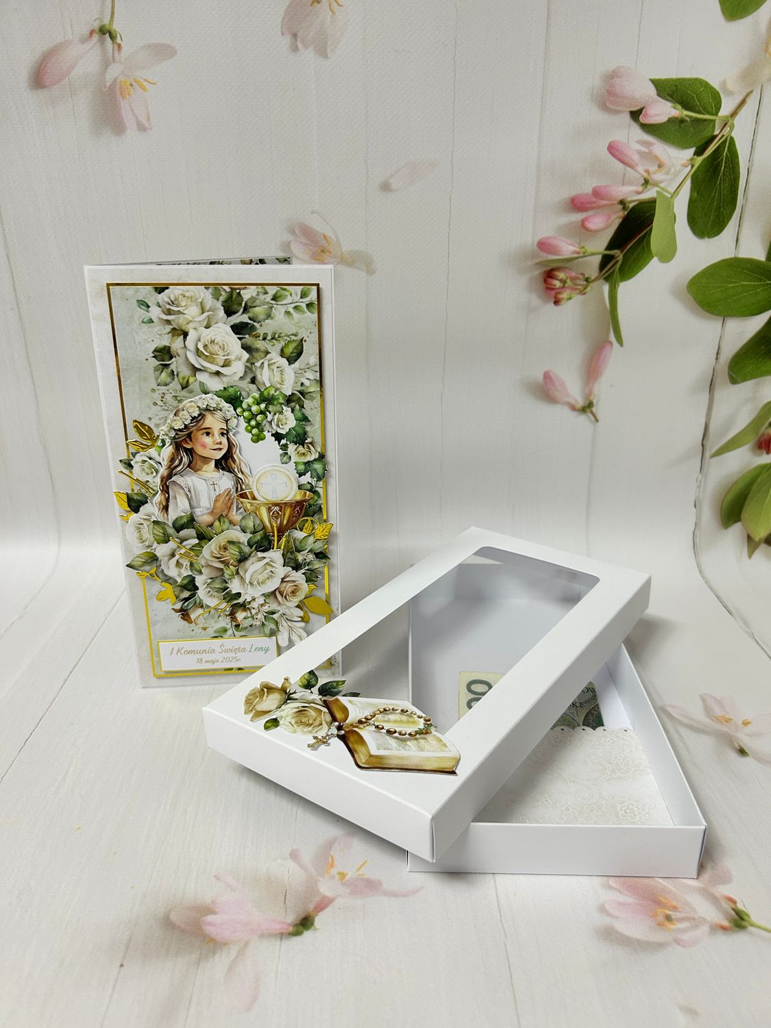 Kartka komunijna DL kwiatowa zielono-złota w pudełku – personalizowana