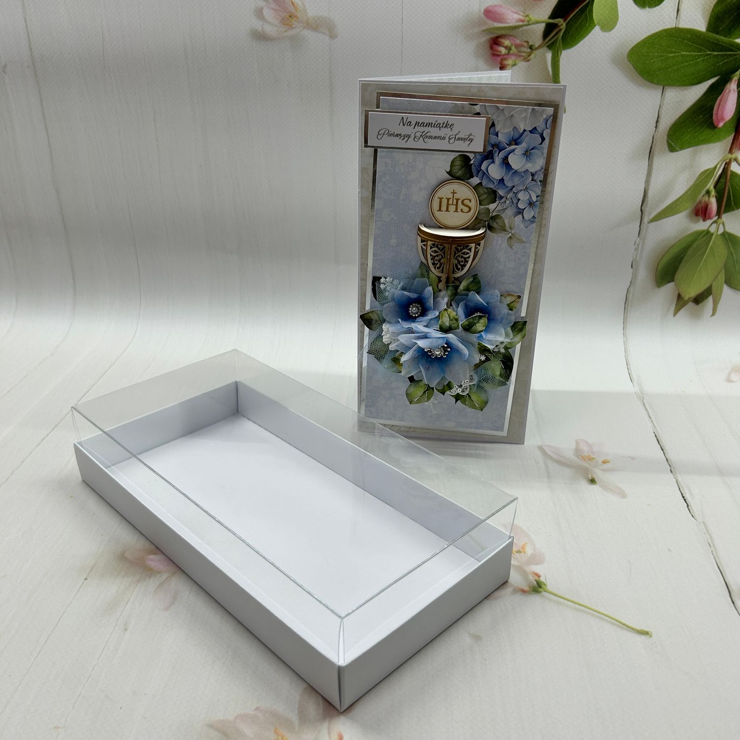 Kartka komunijna DL w pudełku z kielichem