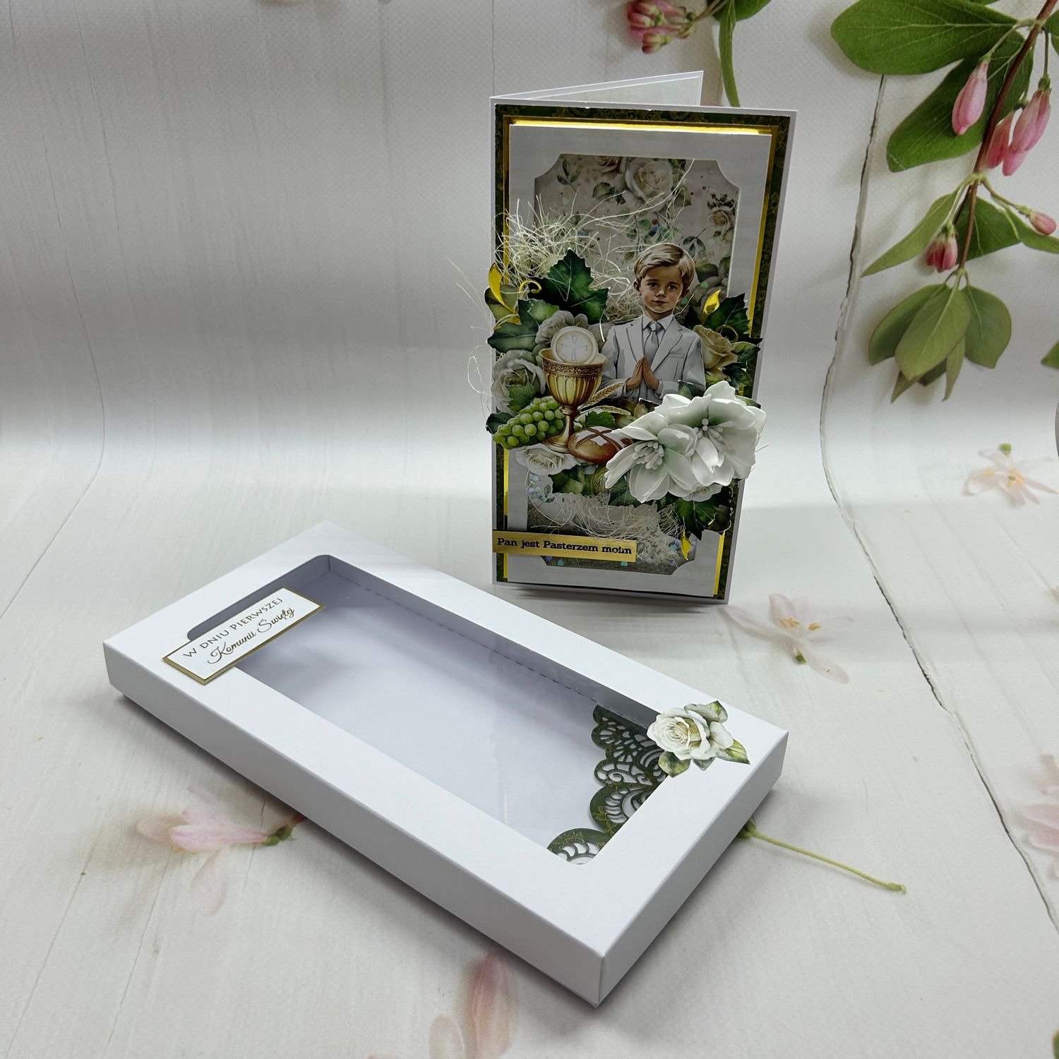 Kartka komunijna DL w pudełku dla chłopca z shakerem