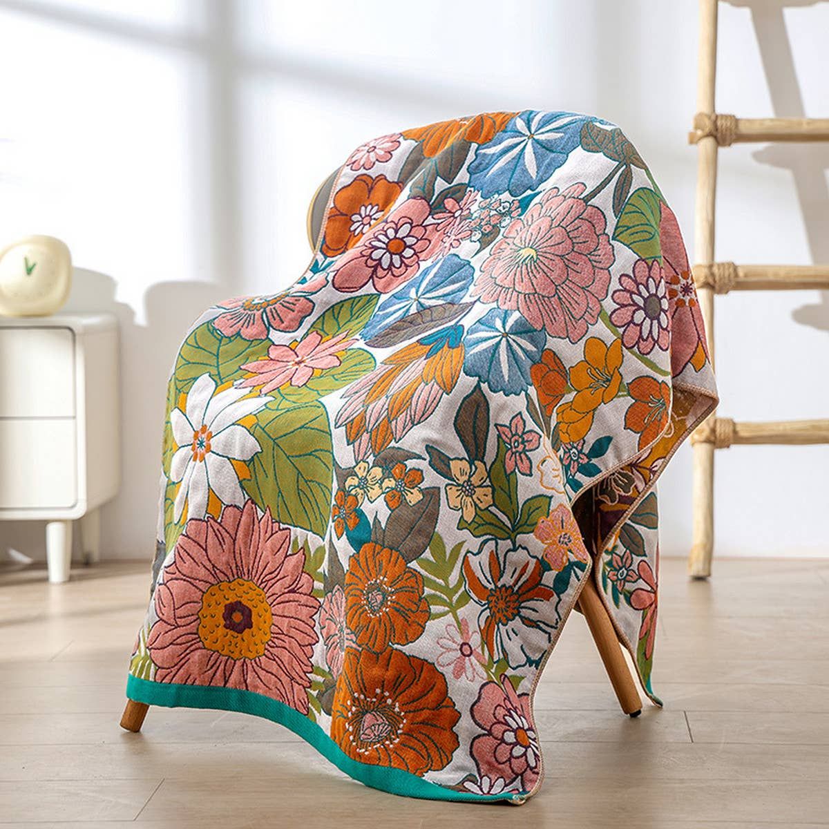 Floral Bath Towel, Color: Turquoise