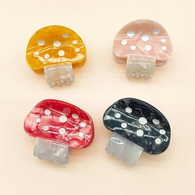 Mushie Claw Clip