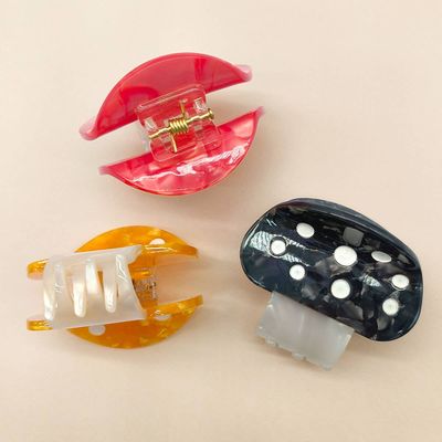 Mushie Claw Clip