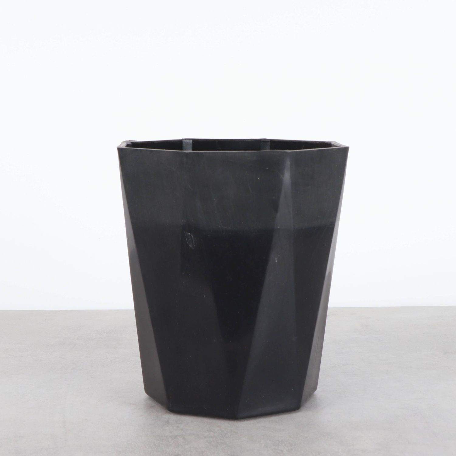 Basic Planter for Indoor Houseplants, Color: Black