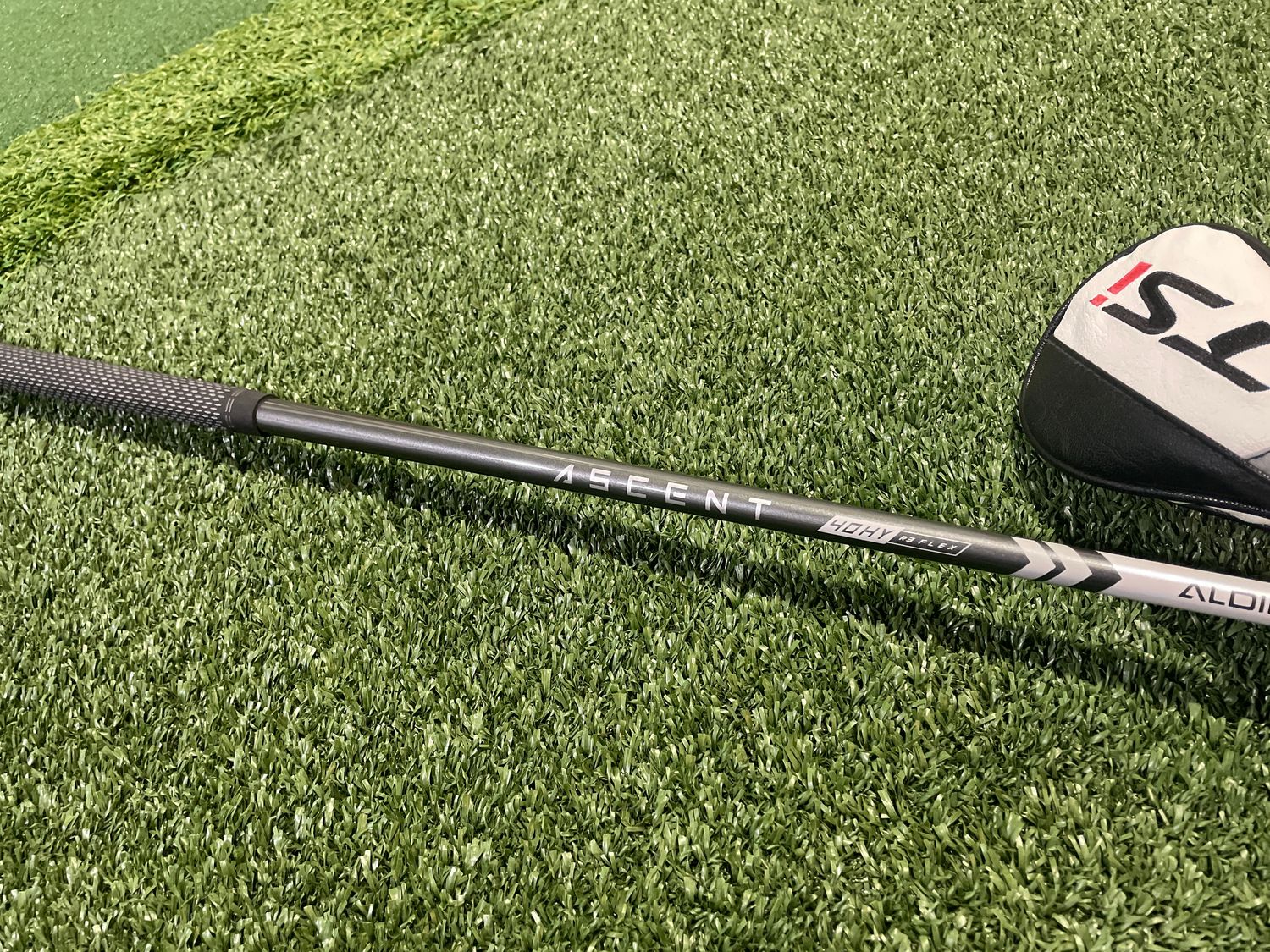 USED Titleist TSi2 - Hybrid 3 - Graphite Regular Shaft