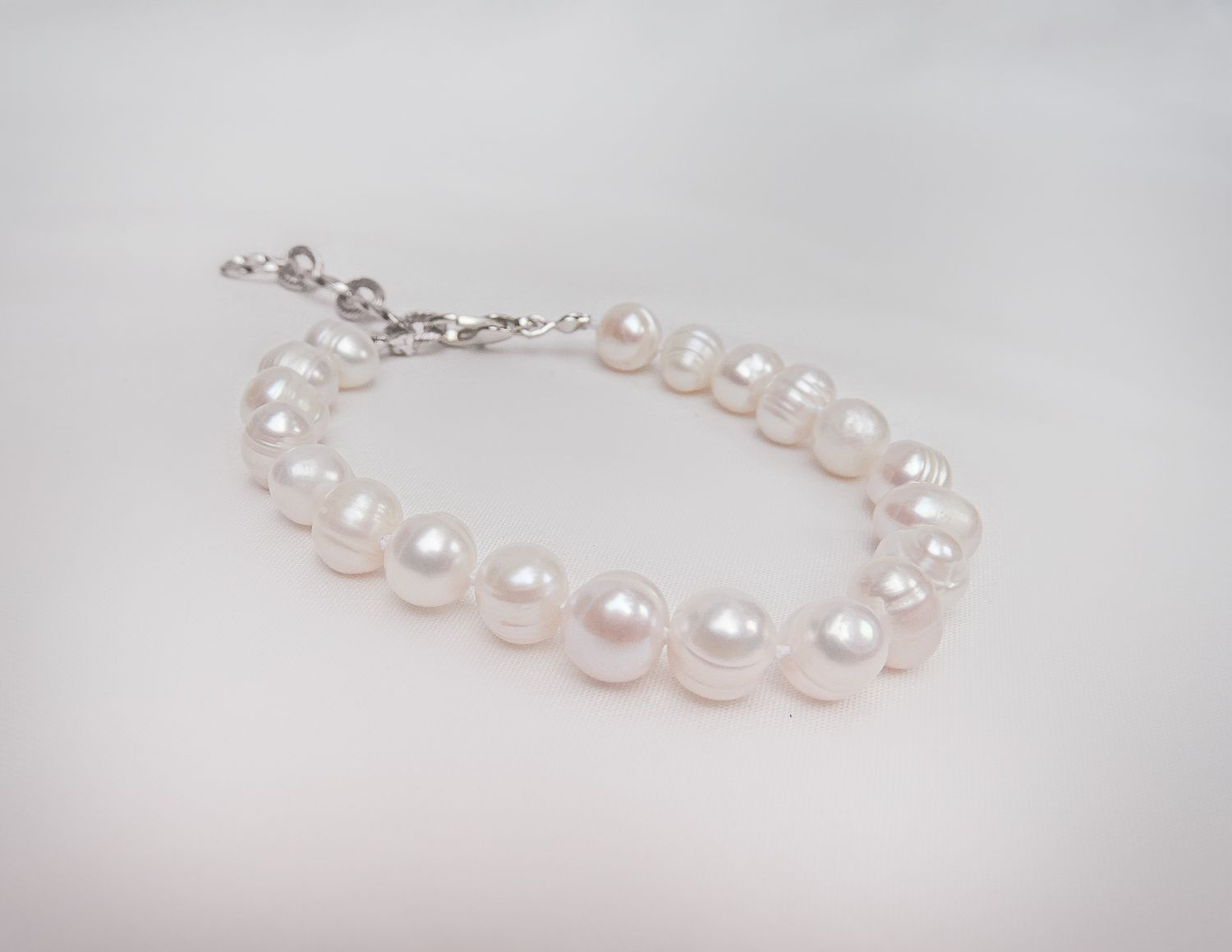 PEARL MATCHING BRACELET