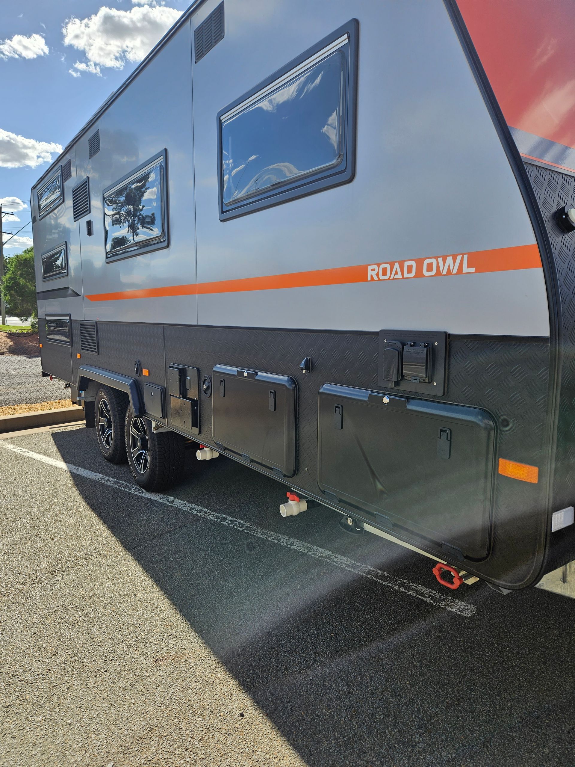 2024 New Age 19BE Road Owl Adventurer