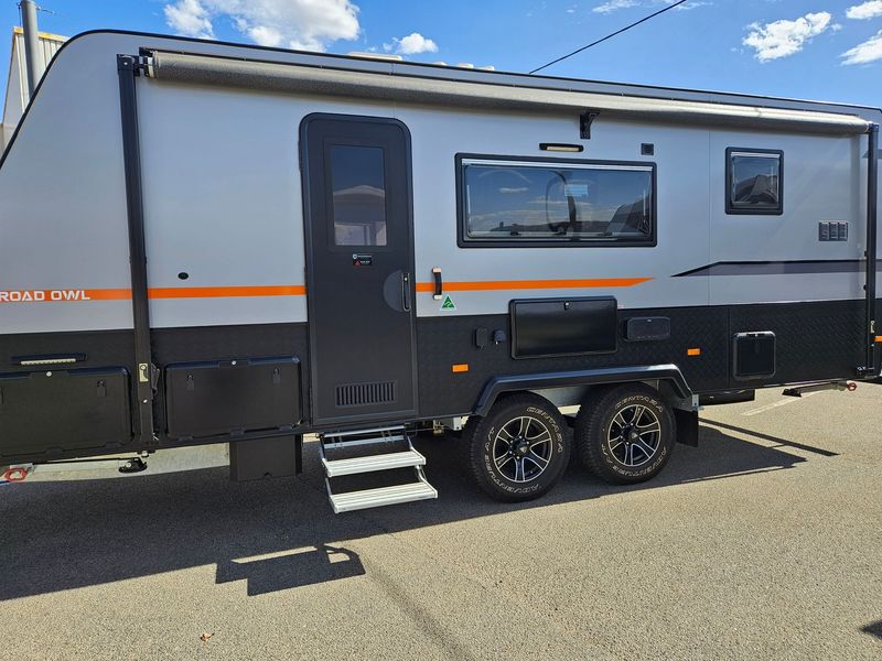 2024 New Age 19BE Road Owl Adventurer