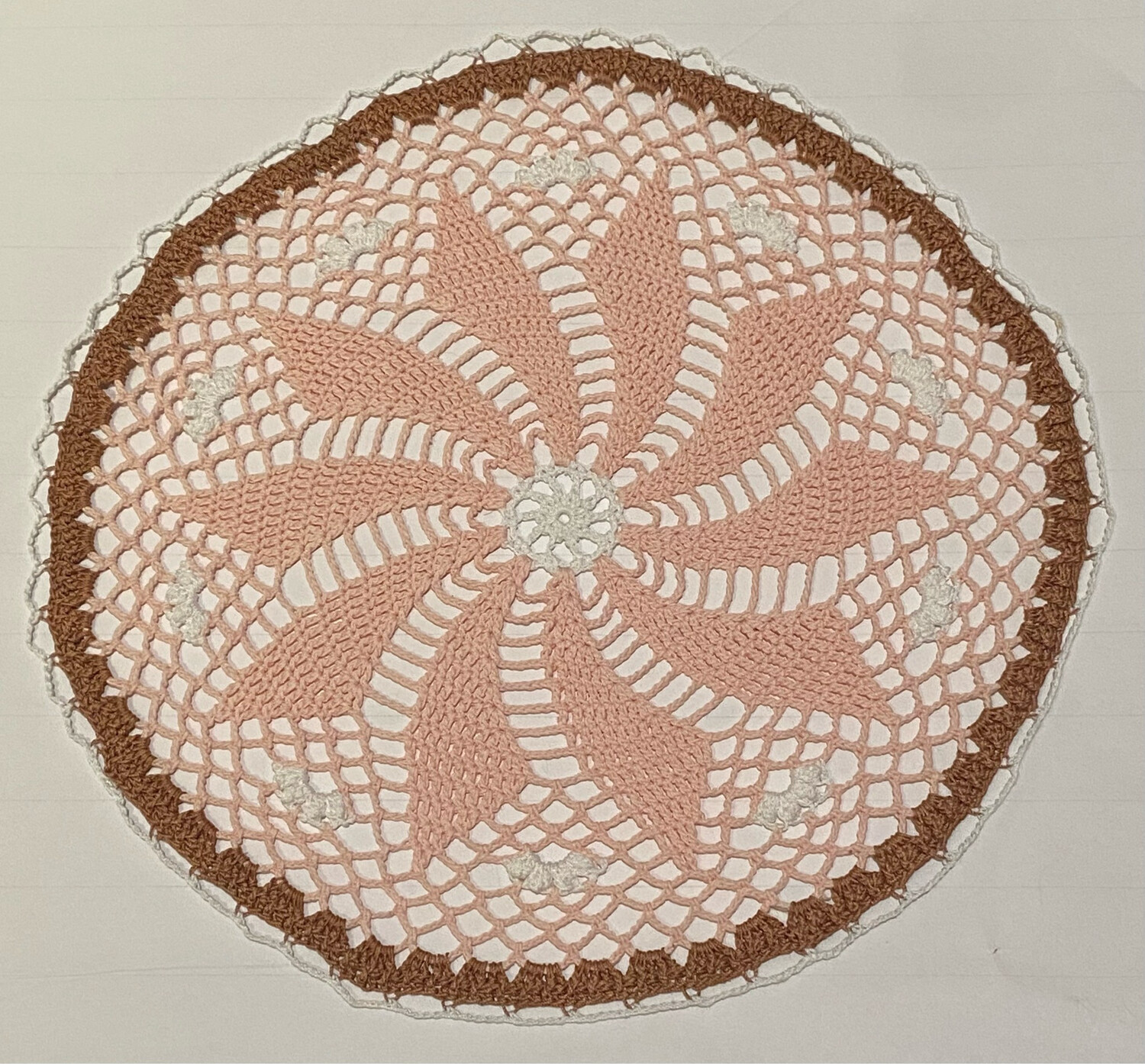12” Swirling Leaves Pumpkin Pie Doily