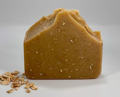"Oatmeal" (Dual Oatmeal) An exfoliating Bar