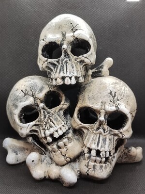 Triple Skulls