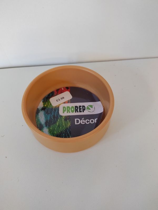 Prorep water bowl. Medium