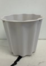 7”  1/5 White Flower Pot Container