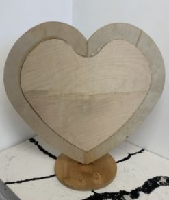 24’’ Standing heart