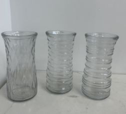 8 1/2 rose vase asst clear glass