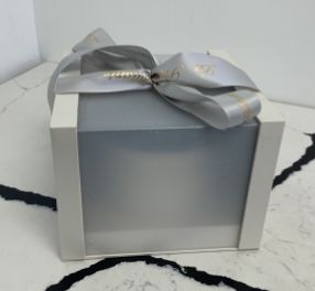 Square with circle flower box