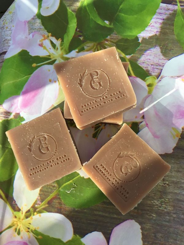 Alluring Alkanet Natural Multipurpose Soap Bar