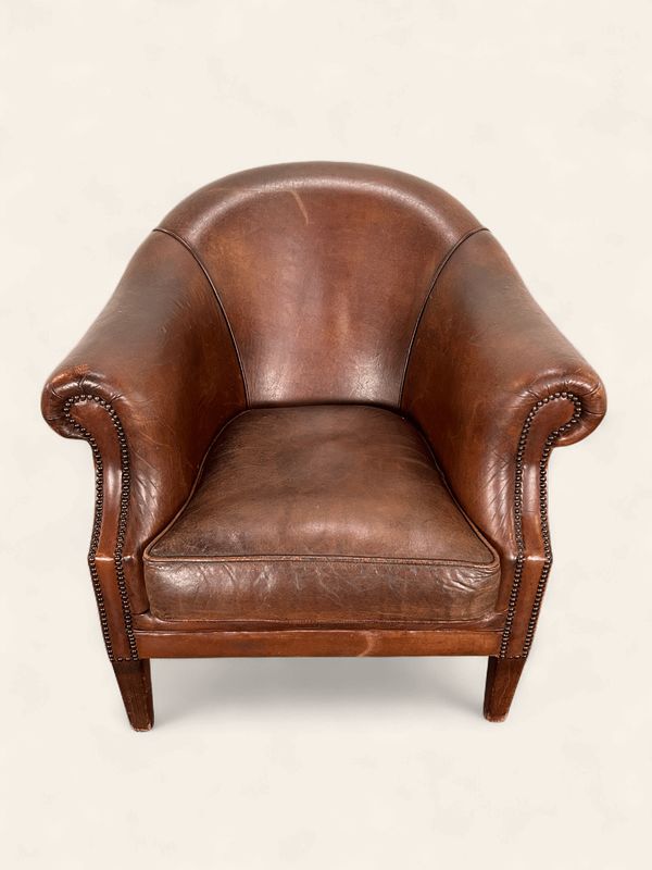 E44 - Brown Leather Club Chair