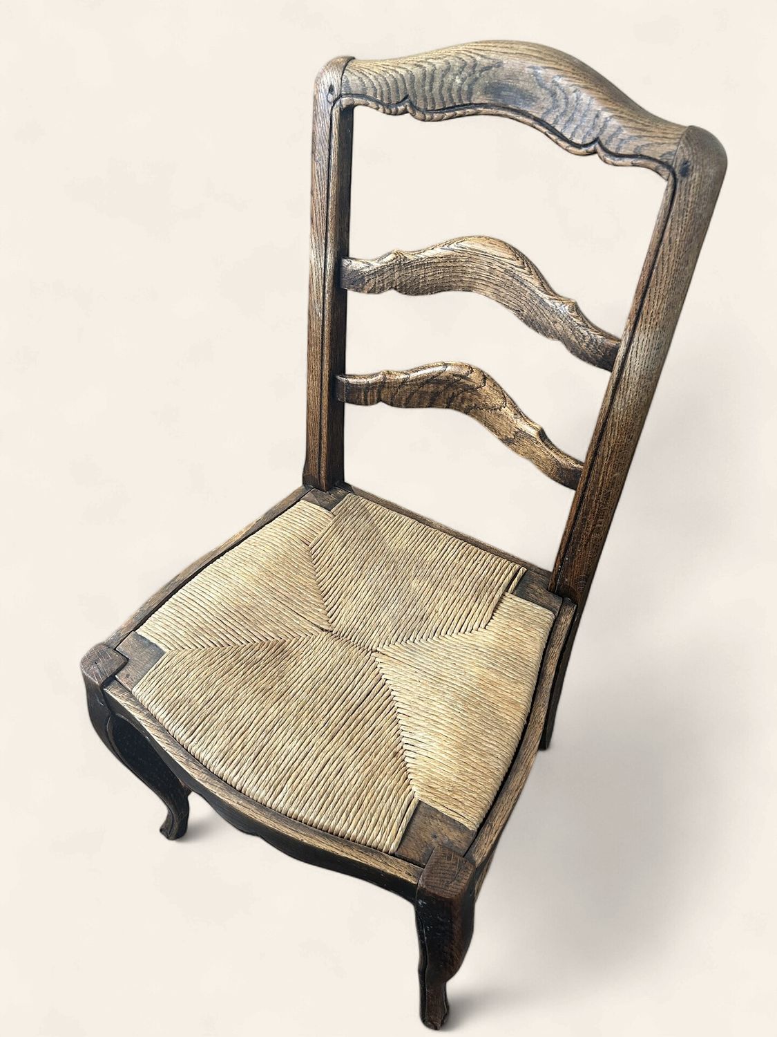 O39 - Set of 6 French Provincial Chairs