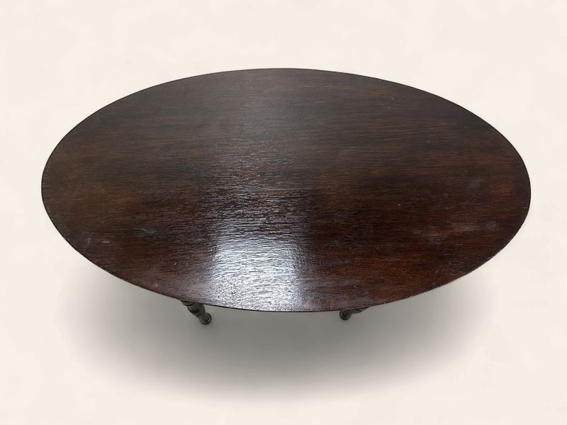 O52 - Oval Occasional Table