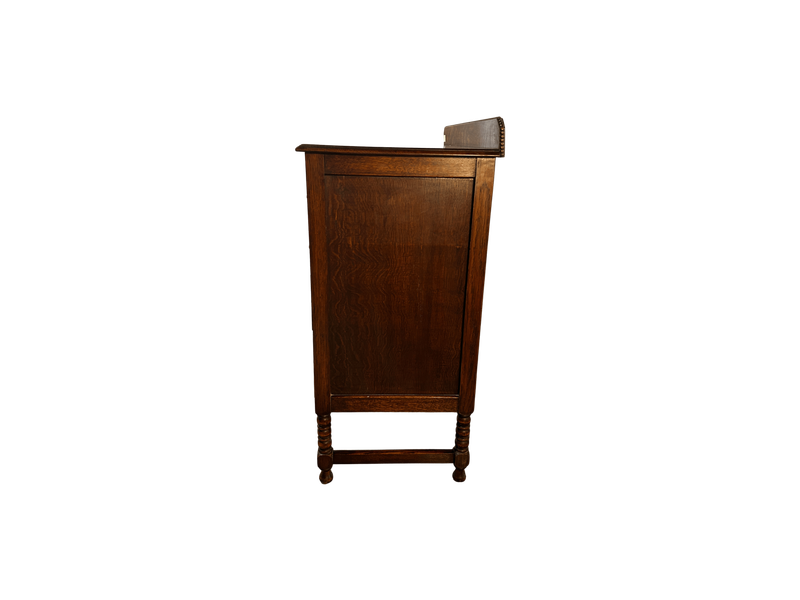 E52 - Antique Oak Dresser