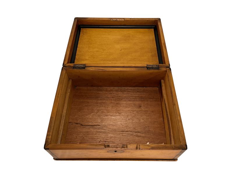 P387 - 1800s Keepsake Box with Inlay