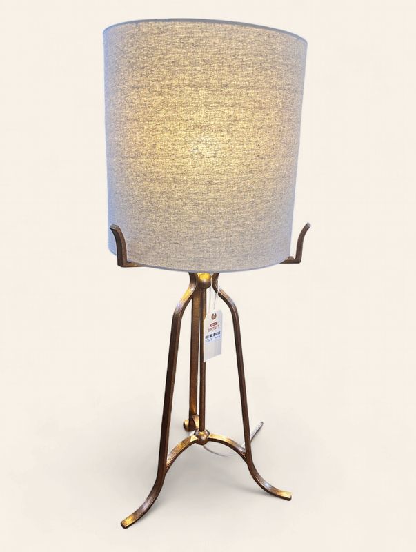 Eva Sleek Tripod Table Lamp - GA