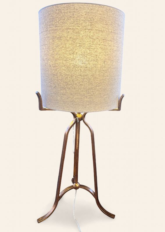 Eva Sleek Tripod Table Lamp - GA