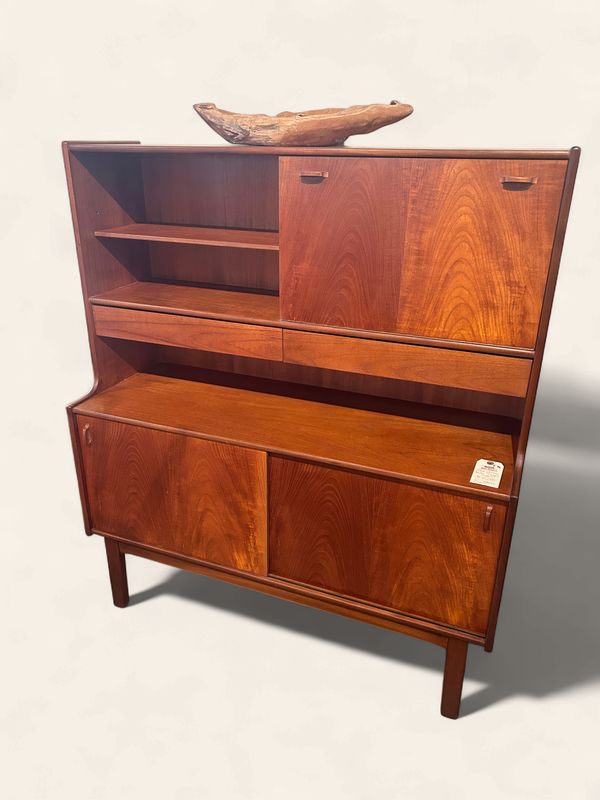 E76 - Mid Century Teak Drinks Cabinet