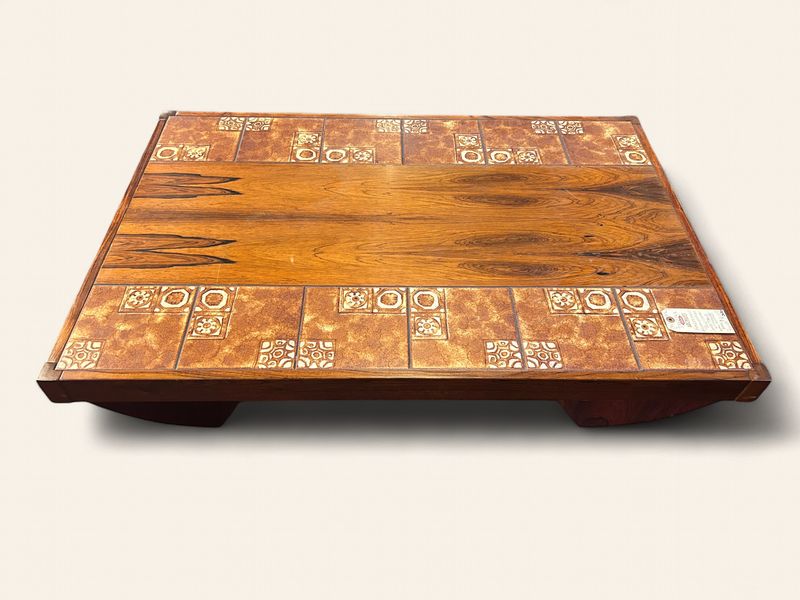S20 - Rosewood & Tile Combo Coffee Table with Sculpted Base